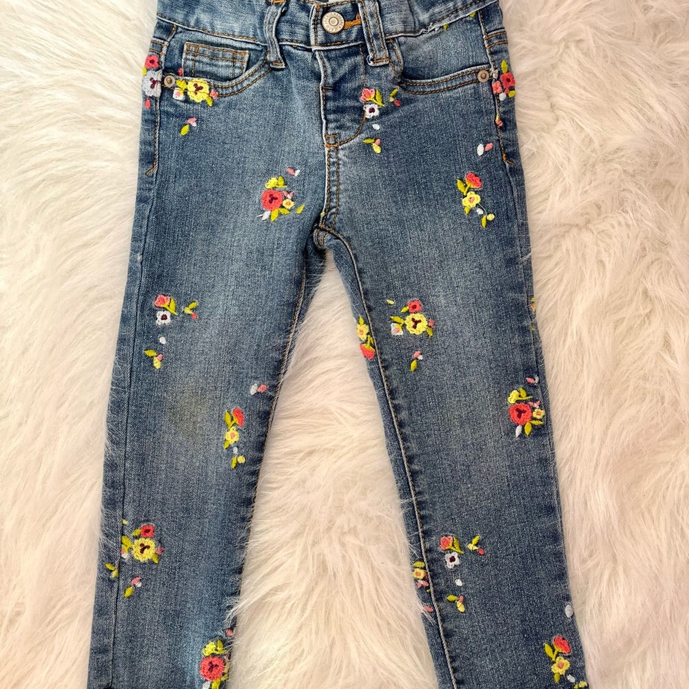 CAT & JACK | FLOWER PRINT KIDS DENIM JEANS | 3T